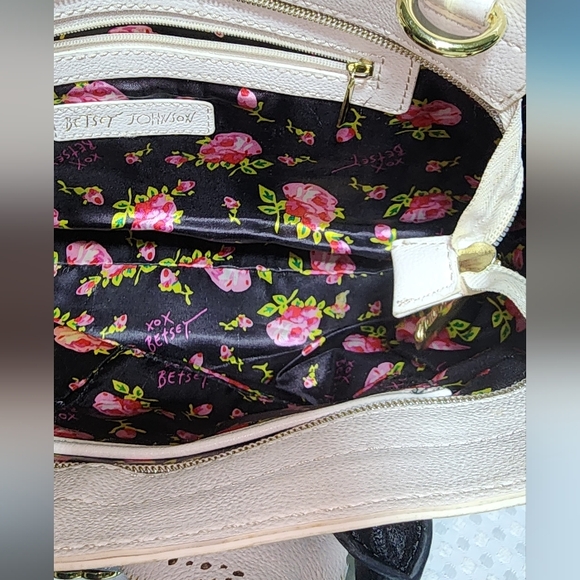 BETSEY JOHNSON EUC BOW SATCHEL BAG - Picture 8 of 10